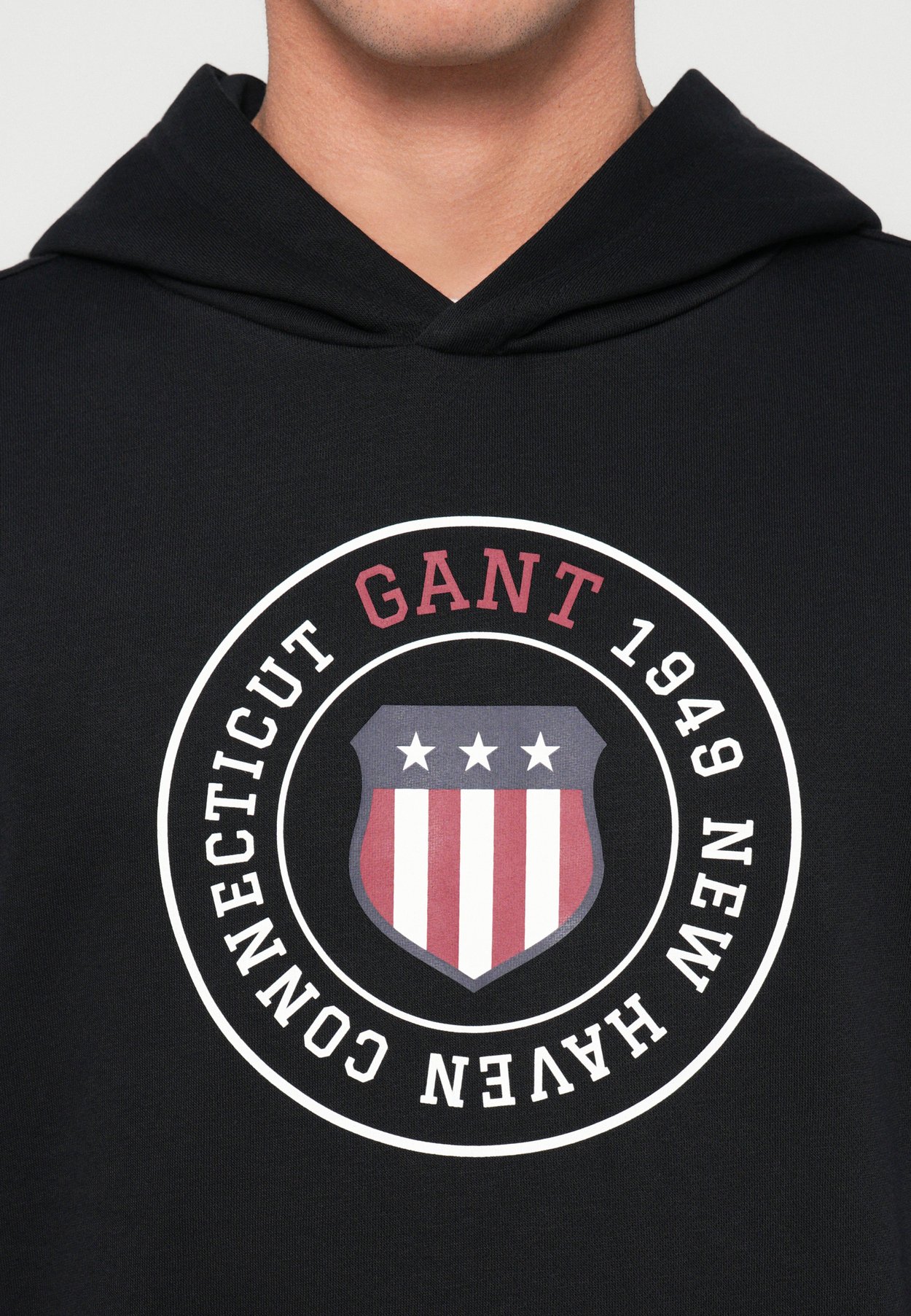 GRAPHIC HOODIE