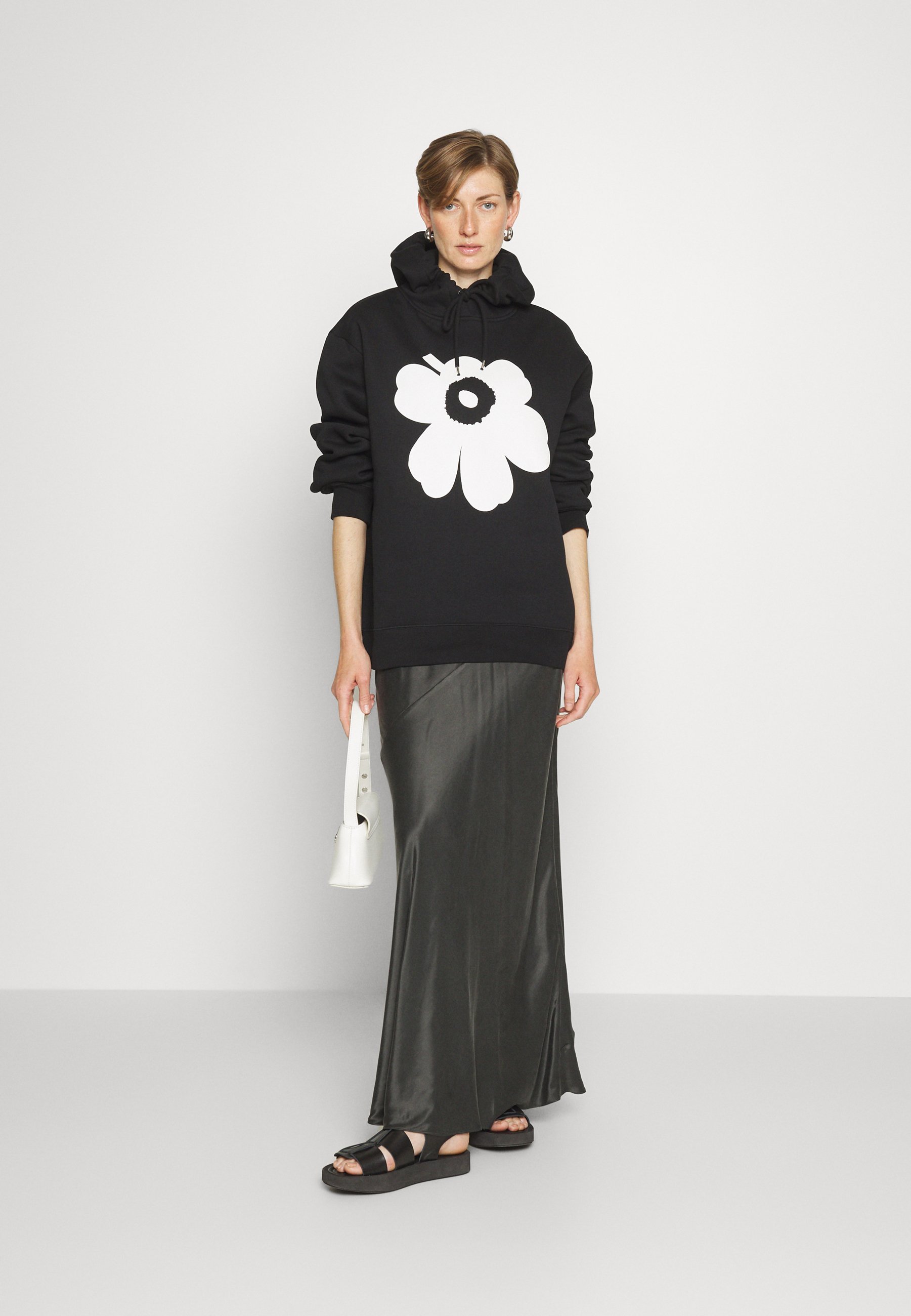 Marimekko RUNOJA UNIKKO PLACEMENT HOODIE - Bluză de molton - black