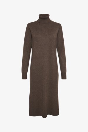 Pruun kudum dresses kõrgema pihiku ja pikkade varrukatega. Omab soonikkoes ääriseid ja allserva, mis lisavad detaili. Sile ja pehme tekstuur.