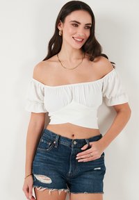 REGULAR FIT - Pluus - white