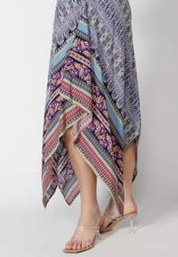Koroshi SUMMER HIGH  - Maxi šaty - multicolor