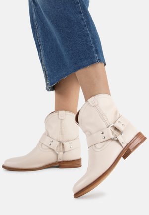 FE LISE - Cowboy/biker ankle boot - oatmilk