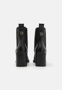 BOSS CAMY - Gležnjače s visokom petom - black
