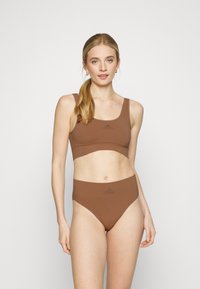 adidas Sportswear Slip - beaver fur