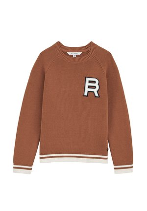 Pull en maille marron avec un col rond côtelé, ornée d'une lettre 'R' brodée en blanc et bleu marine. Accentué par des poignets rayés.