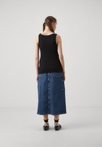 GAP TANK - Viršus - black