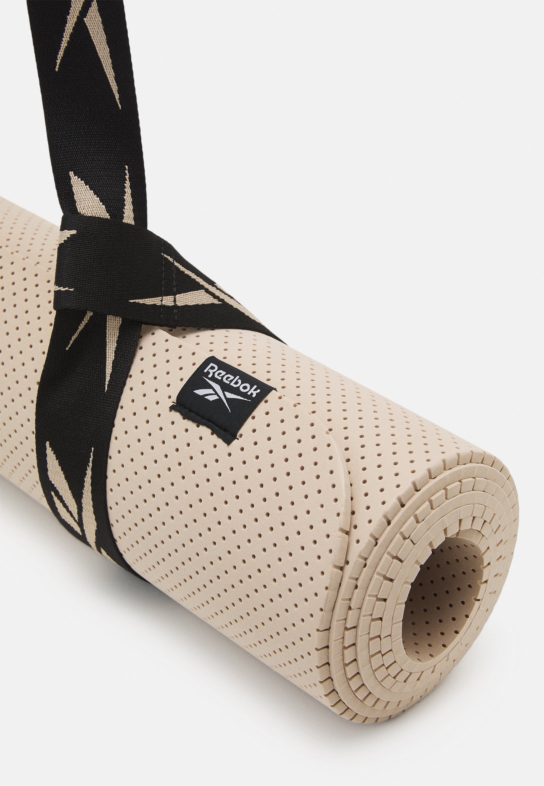 reebok tech style yoga mat