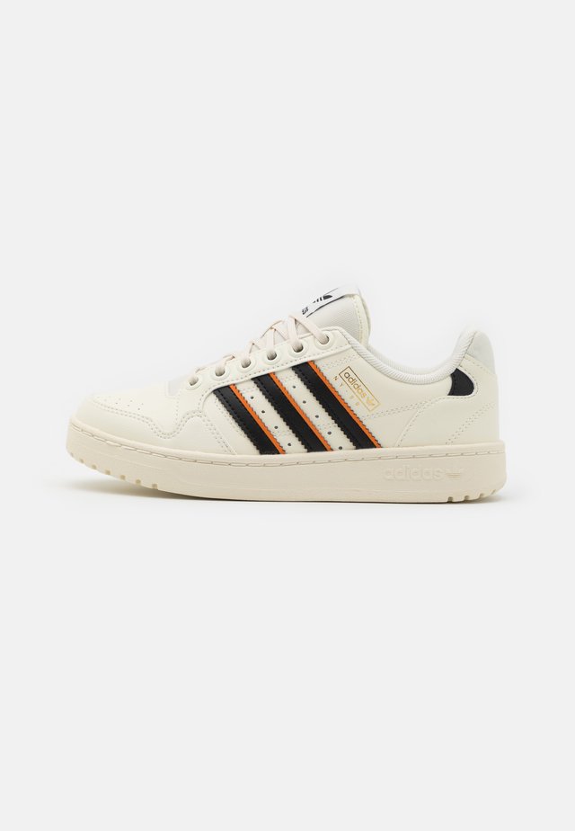 NY 90 SPORT UNISEX - Sneaker low - offwhite/core black/orange