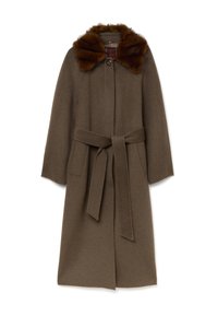 Cappotto di lana marrone con colletto in pelliccia sintetica rimovibile, maniche lunghe, una cintura legata in vita e tasche laterali.