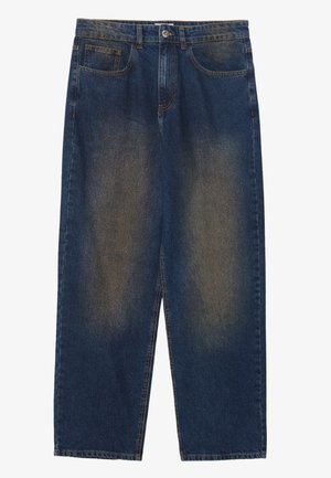 Jeans de mezclilla de pierna ancha en un azul oscuro con un acabado desgastado, que cuentan con cierre de botón en el frente, trabillas para cinturón y dos bolsillos delanteros.