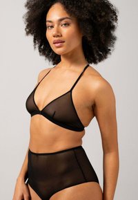 Understatement RACERBACK - Triangel-bh - black