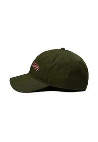 Căciulă de baseball verde măsliniu cu bor curbat și logo-ul brodat roz "SOHO" pe partea din față, confecționată din țesătură de bumbac cu accente cusute.