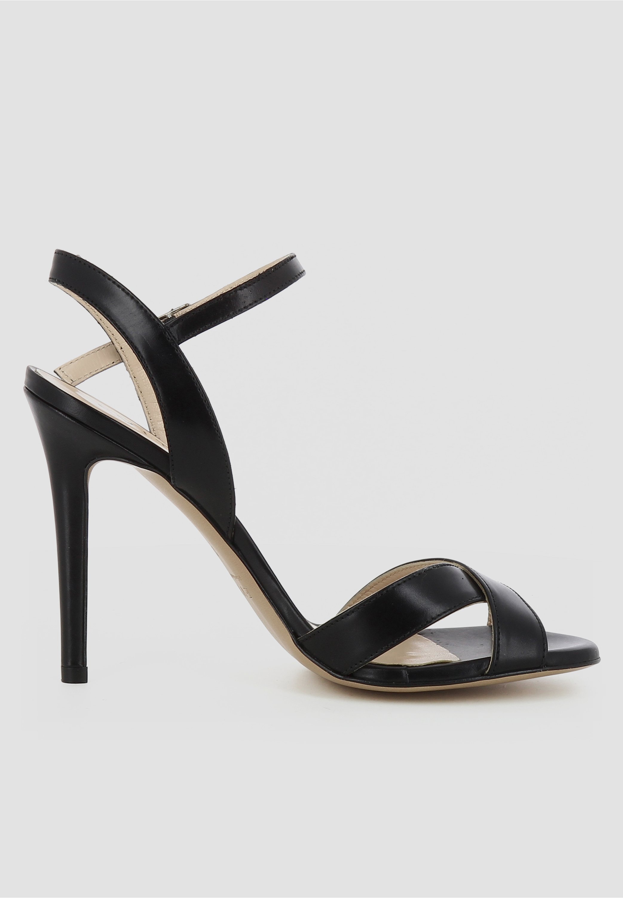 sandales evita