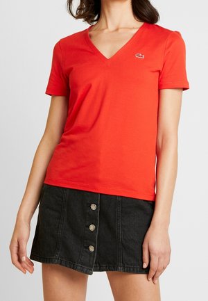 Basic T-shirt - red