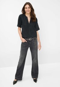 BRAX STYLE VERI - Bluse - black