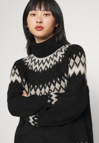 ONLY Petite ONLMARJANA HIGHNECK - Camisola - black/pumice stone/taupe gray