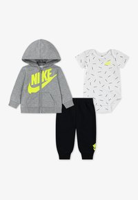 Nike Sportswear TOSS SET - Tracksuit bottoms - black