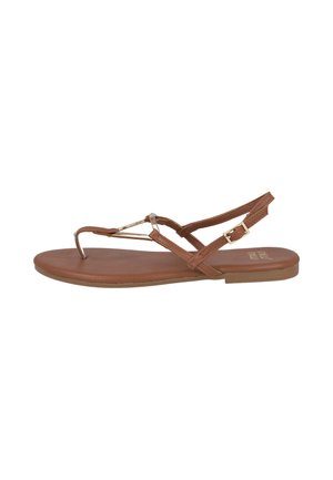 Sandalia plana marrón con tiras finas, lazo para el dedo, hebilla dorada y diseño minimalista.