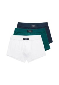 Trois paires de boxers pour hommes : bleu marine, vert foncé et blanc. Fabriqués en tissu doux avec une ceinture élastique et une étiquette à l'avant.
