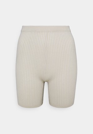 Missguided, Short - stone