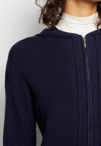 Marks & Spencer Kofta - dark blue