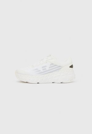 KOBRA UNISEX - Treniņu apavi - triple white/silver-coloured