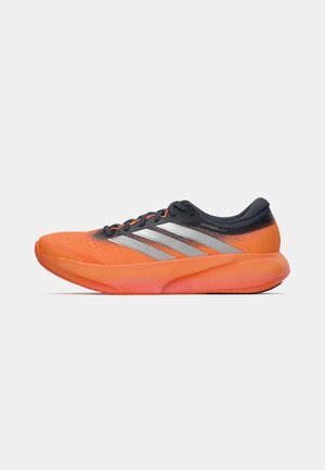 adidas Performance, SUPERNOVA RISE 3 M - Maanteejooksu jalatsid - aurora onix/silver-coloured metallic/lucid orange