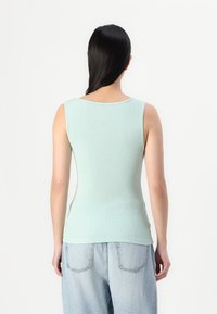 GAP TANK - Viršus - aqua glass