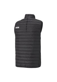 Czarna pikowana kamizelka z wysokim kołnierzem, poziomym wzorem przeszyć i logo na plecach. Lekka i bezrękawnikowa konstrukcja.
