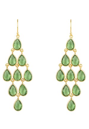 Boucles d'oreilles chandelier en or, chacune composée de dix pierres précieuses vertes taillées en goutte, disposées en motif triangulaire en cascade.