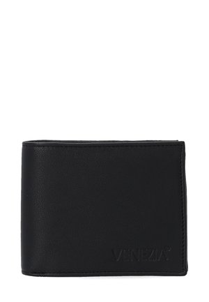 Černá kožená peněženka s hladkou strukturou, skládacím designem, embosovaným logem na přední straně a minimalistickým stylem.