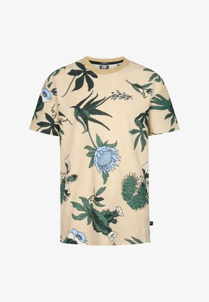 Kortærmet beige t-shirt i tekstureret stof med print af en grøn plante og blå blomst. Rund hals med ensfarvet kant.