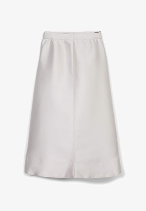 Knieumhangrock aus lichtbeigem Satin. Verfügt über einen gerafften Taillenbund und einen geraden Schnitt mit einem subtilen Saum. Keine sichtbaren Muster oder Akzente.