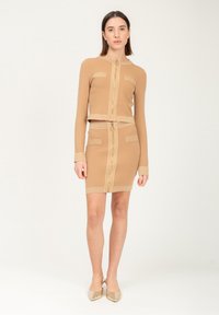 INFLUENCER FULL ZIP - Minirok - camel