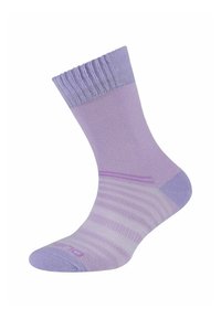Lilla sokker med ribbet manchet, en gradient af ensfarvede og stribede mønstre i varierende nuancer af lavendel og lilac.