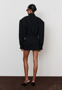 LA MANIA ALBA - Letná bunda - black