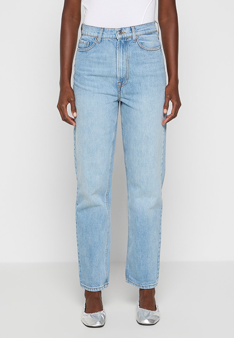 Tomorrow Jeans Tapered Fit lichtblauw