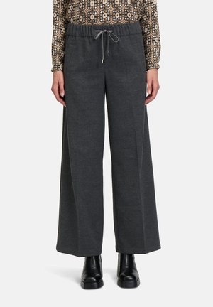 MIT BÜGELFALTE - Pantaloni - grau
