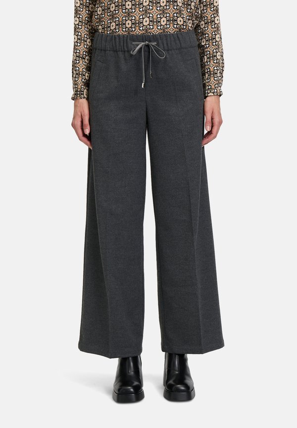 MIT BÜGELFALTE - Stoffhose - grau