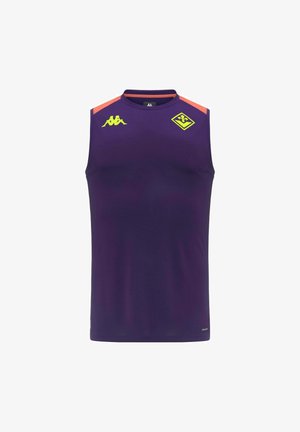 Top sportivo senza maniche viola scuro con loghi giallo neon sul petto e dettagli arancioni sulle spalle.