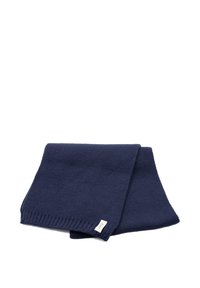 Sciarpa a maglia blu navy con trama strutturata, bordi a coste e una piccola etichetta in tessuto. Design compatto, ideale per stratificare.