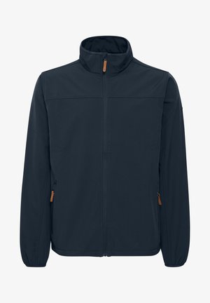 Mornarica softshell jakna s uspravnim ovratnikom, prednjim zipom, dva bočna džepa i smešnim detaljima na zipu. Glatka tekstura, minimalistički dizajn.