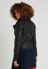 Maze HEART - Lederjacke - black