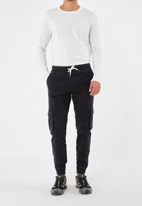 Pier One Cargobyxor - black