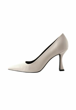 Next FOREVER COMFORT CHISEL TOE HEEL COURT - Avokkaat - white denim