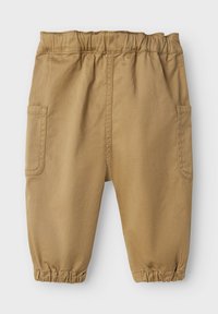 Khaki hlače za otroke z elastičnim pasom, stranskima žepoma in nabranimi gležnji. Narejene iz trpežnega materiala z gladko teksturo.