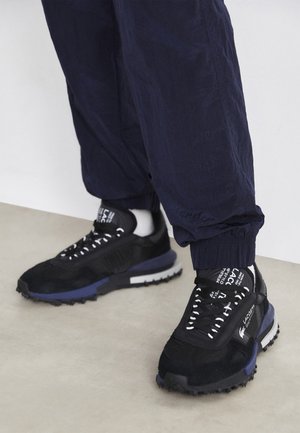 Lacoste ELITE ACTIVE  - Trainers - black/navy