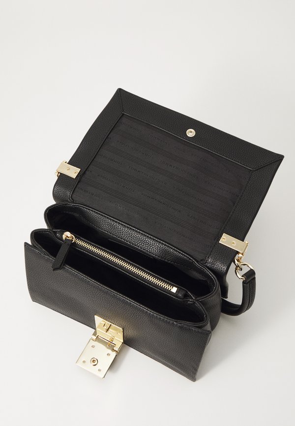 HER CROSSOVER - Handbag2