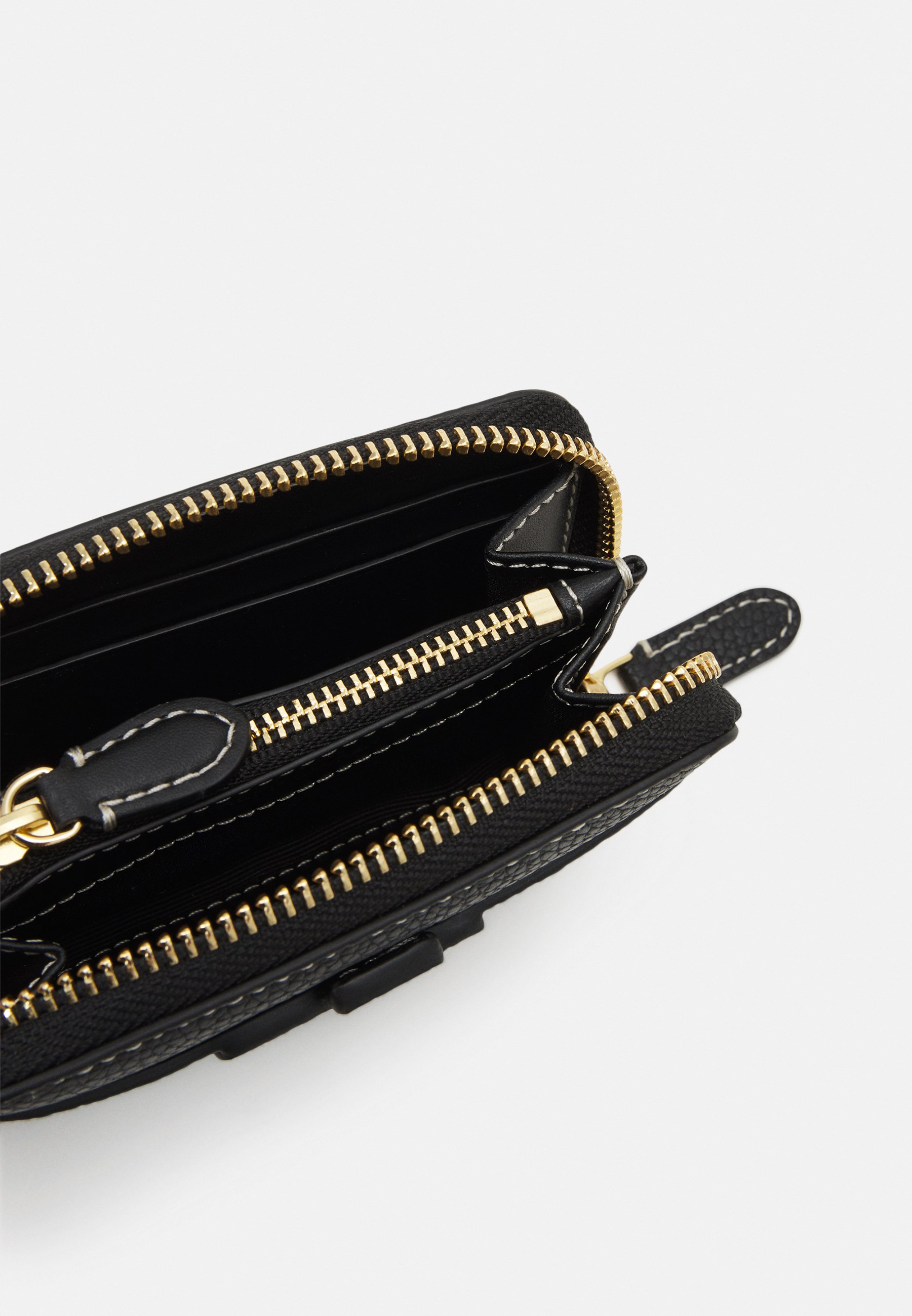 ralph lauren compact wallet