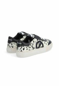 Black and white sneakers with a splatter pattern, leather upper, round toe, flat white sole, and logo accents on the heel and side.